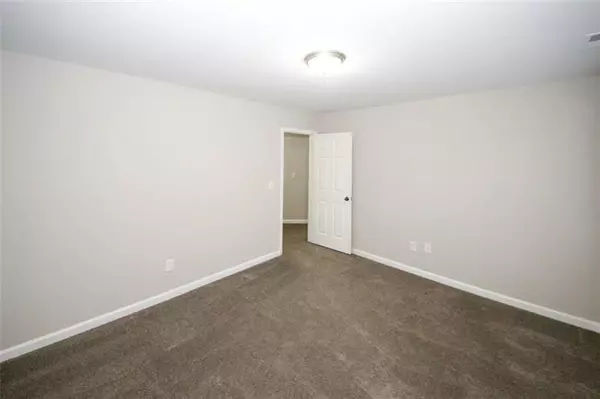 Acworth, GA 30101,365 HUNT CREEK DR