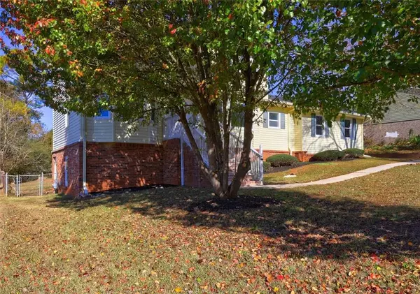 Snellville, GA 30039,3839 Saddle Ridge DR