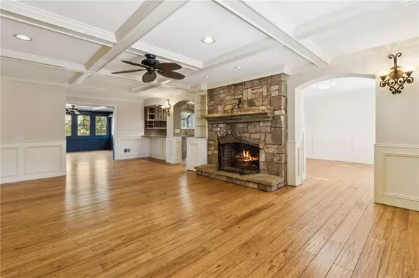 Buford, GA 30518,2610 Buford Dam RD