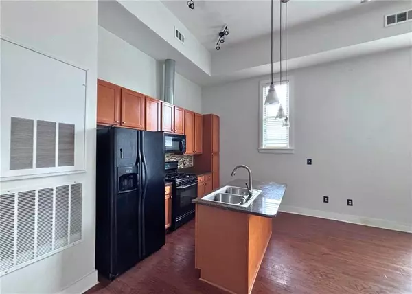 Atlanta, GA 30315,1195 Milton TER SE #2301