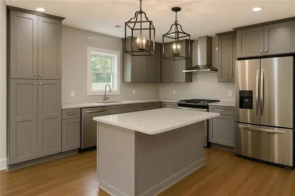 Atlanta, GA 30316,2739 FLAGSTONE DR