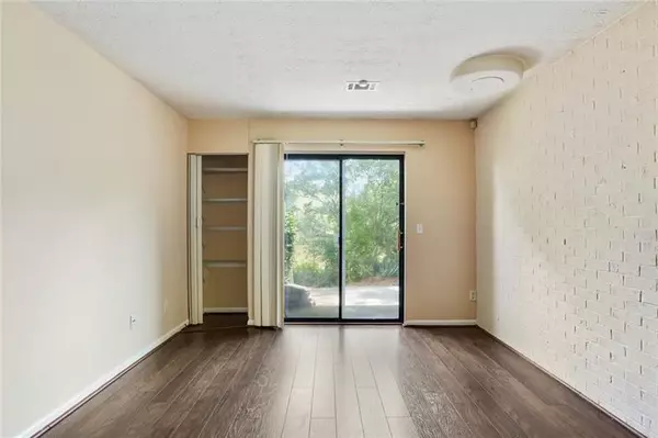 Lawrenceville, GA 30046,76 Sandalwood CIR