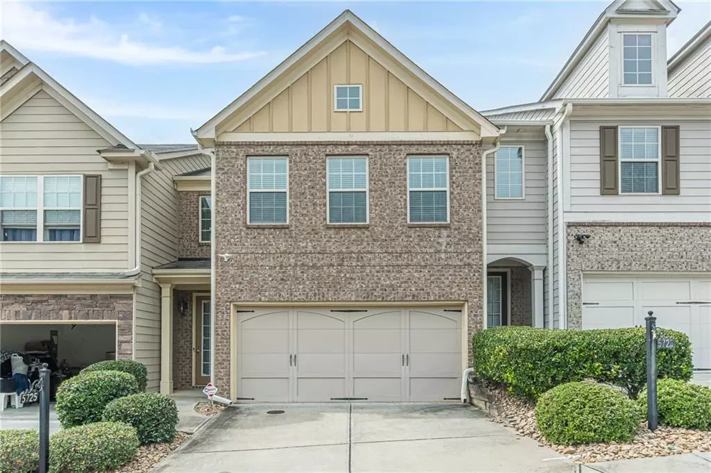 Fairburn, GA 30213,5725 Radford LOOP