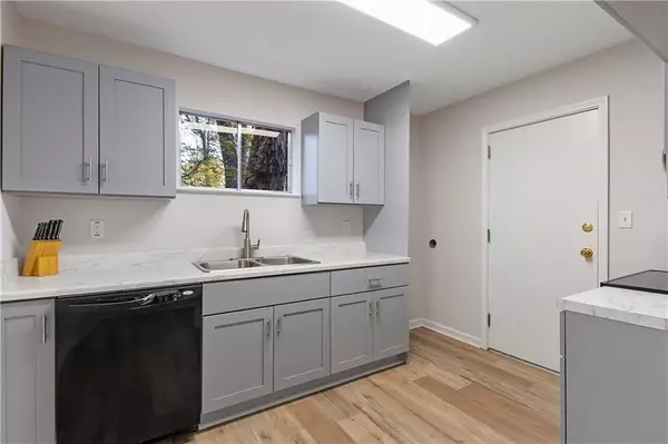 Decatur, GA 30030,1111 Clairemont AVE #N3