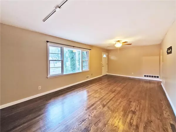 Marietta, GA 30067,2131 Meadowbrook LN SE