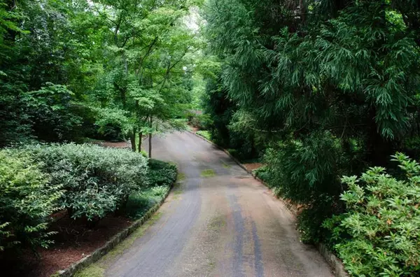 Atlanta, GA 30327,2100 West Wesley RD