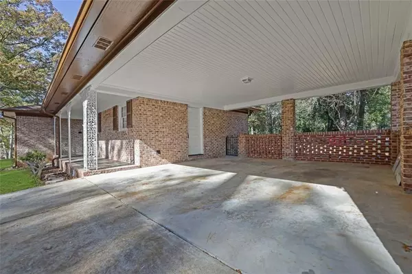 Stone Mountain, GA 30083,4116 WARRIOR TRL