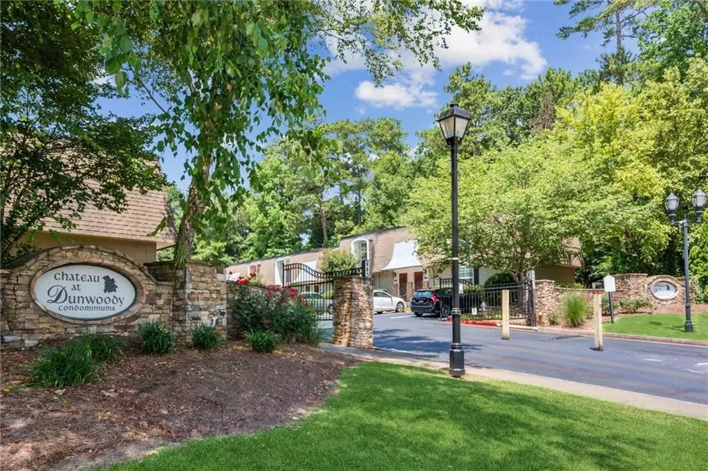 Dunwoody, GA 30360,4430 Tilly Mill Rd #104