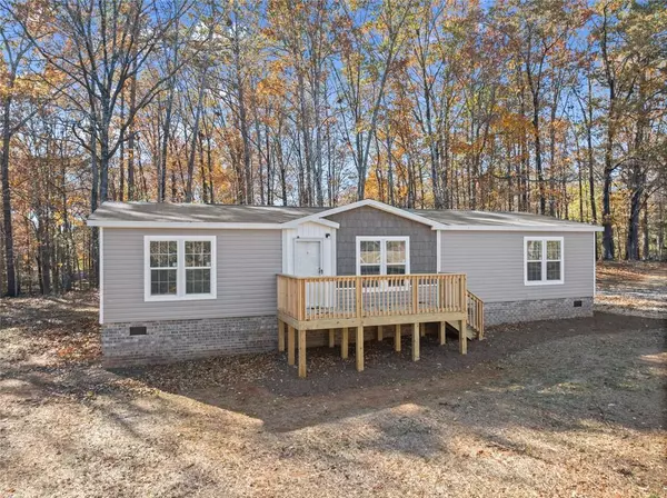 Cleveland, GA 30528,416 Nelms RD