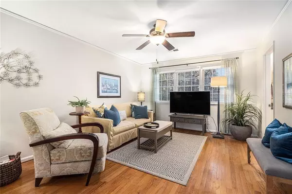 Roswell, GA 30076,400 Robin CT