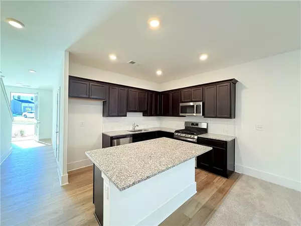 Atlanta, GA 30318,1690 Gunnin TRCE NW