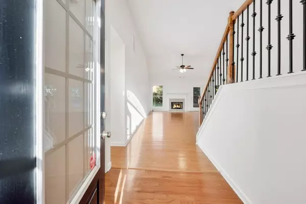 Auburn, GA 30011,723 York View DR