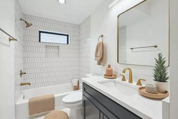 Atlanta, GA 30344,1917 Thompson AVE