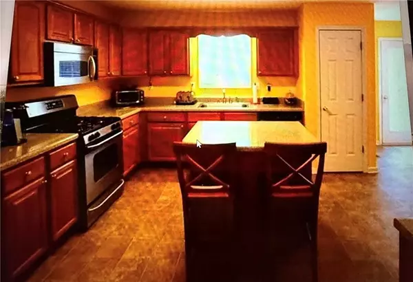 Hiram, GA 30141,178 Hunters Mill DR