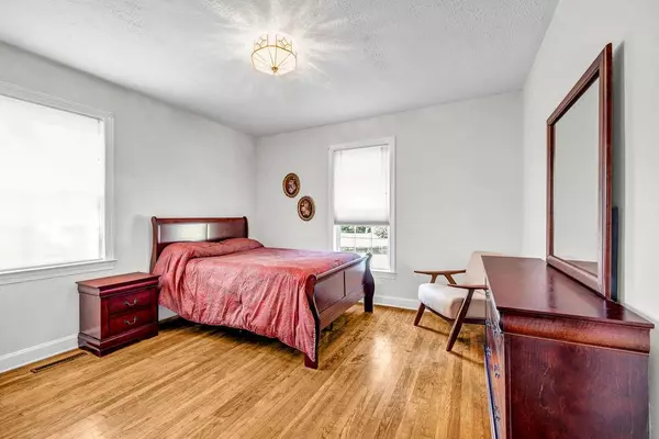 Conyers, GA 30012,997 Highland CIR SE