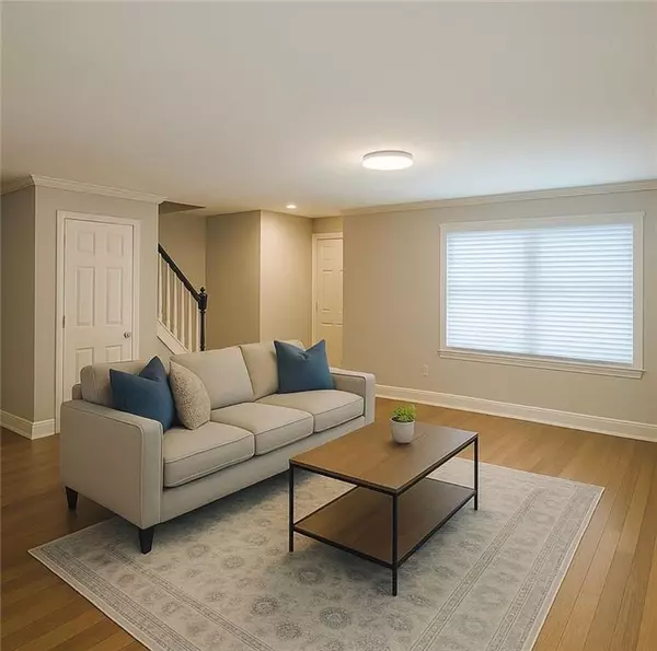 Lawrenceville, GA 30043,2048 Kelvin DR