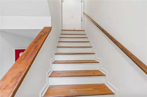 Morrow, GA 30260,6449 Pinebark WAY