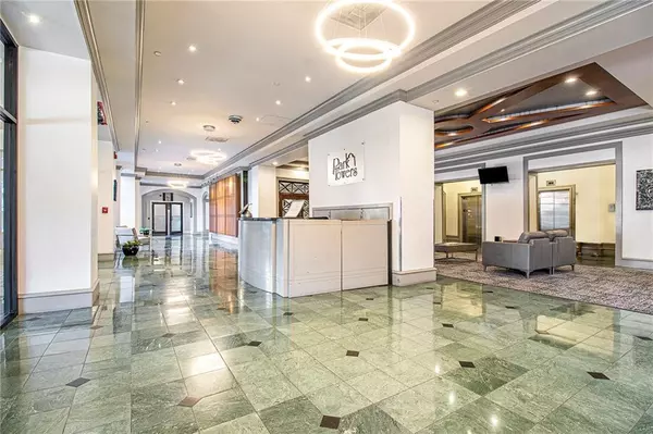 Atlanta, GA 30328,795 Hammond DR #206