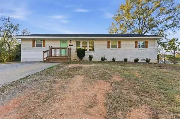 121 RIPLEY AVE, Adairsville, GA 30103