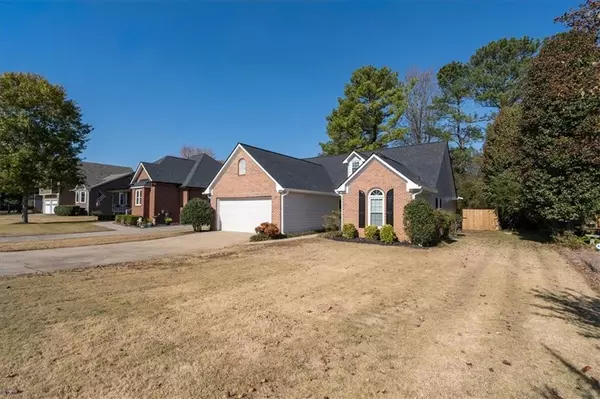 Cartersville, GA 30120,39 Thoroughbred LN