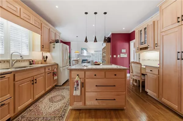 Atlanta, GA 30341,1732 Harts RUN