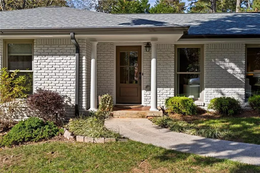 Atlanta, GA 30342,560 Windsor Pkwy