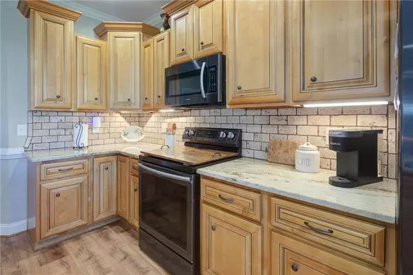 Dahlonega, GA 30533,61 Station Gap