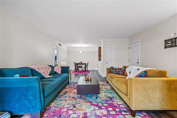 Brookhaven, GA 30319,1468 BRIARWOOD RD NE #401