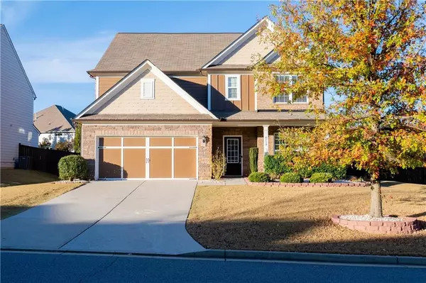 4550 Farmstead DR, Cumming, GA 30040