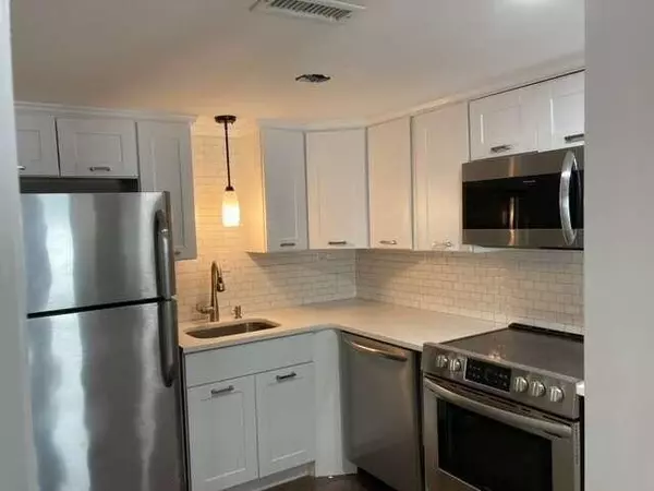 Stone Mountain, GA 30083,1151 Rankin St #16A