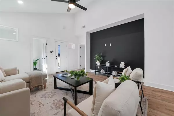 Atlanta, GA 30318,581 Woods DR NW