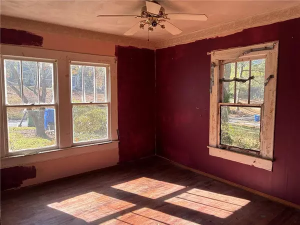 Atlanta, GA 30354,428 Holly DR