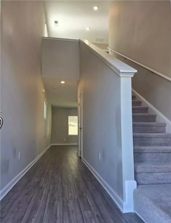 Hoschton, GA 30548,2088 Nuthatch DR