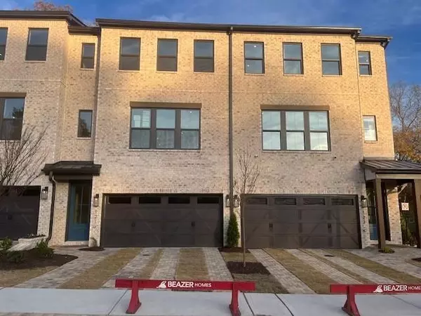 121 Bridgecrest RD, Roswell, GA 30075