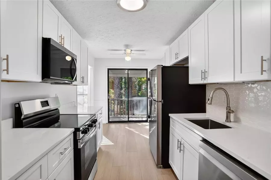 8740 Roswell RD #9C, Atlanta, GA 30350