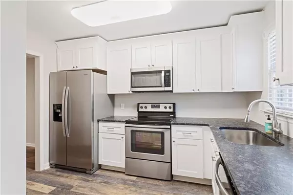 Atlanta, GA 30328,6700 Roswell RD #23A