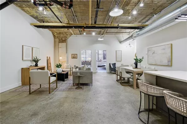 Atlanta, GA 30303,505 Whitehall ST SW #102