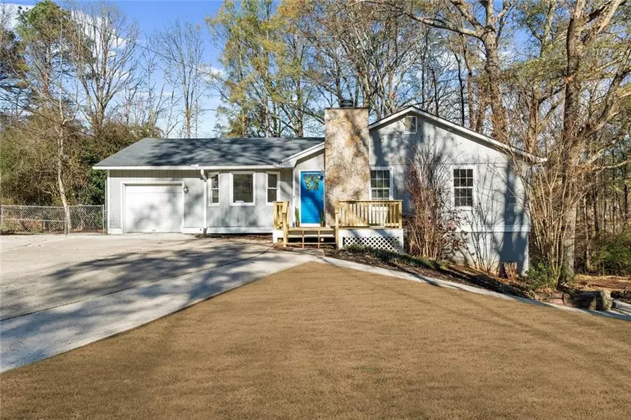 2502 Wild Rose CIR, Lawrenceville, GA 30044