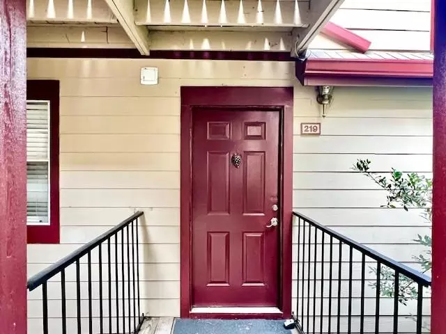 Alpharetta, GA 30022,219 Saint Andrews CT