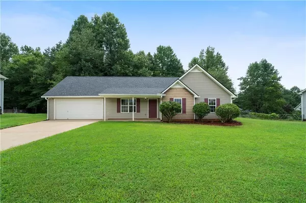 761 Twin Oaks LN, Dallas, GA 30157