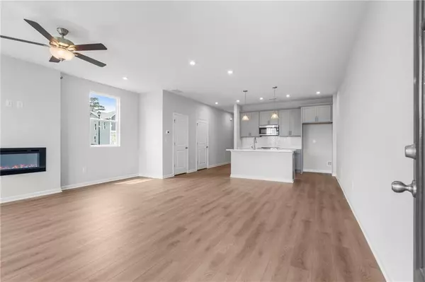 Cartersville, GA 30120,475 Crown DR