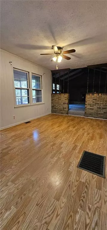 Elberton, GA 30635,2193 Ruckersville RD