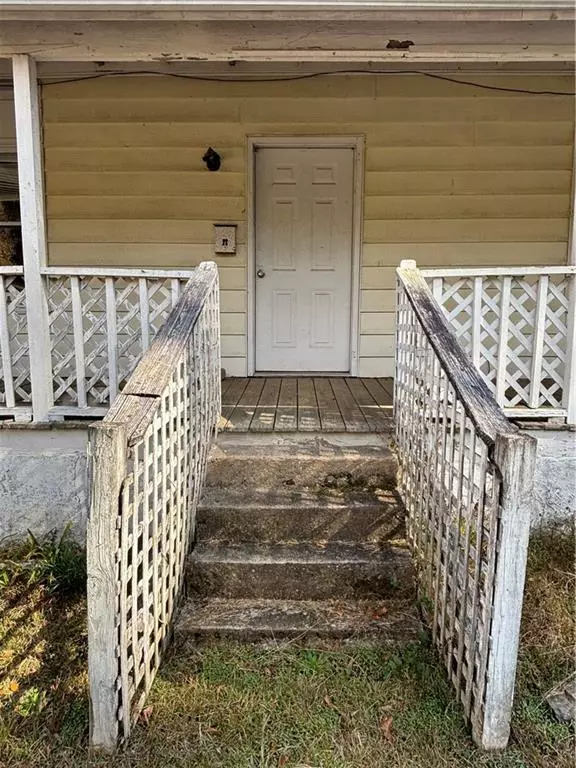 Conyers, GA 30012,1737 Yellow ST NW