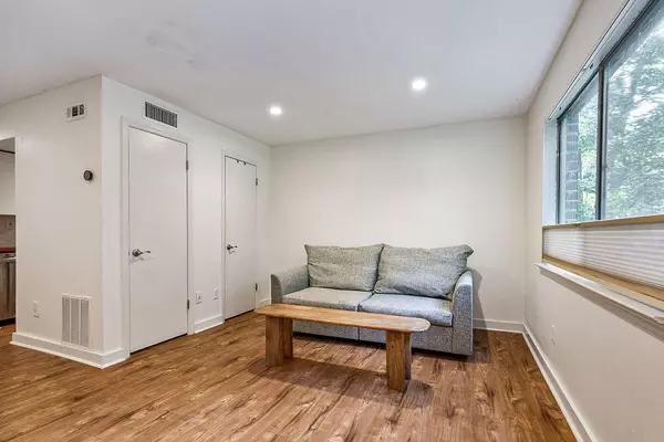 Decatur, GA 30030,1133 Clairemont AVE #D