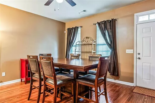 Atlanta, GA 30331,2904 Ridgeview DR