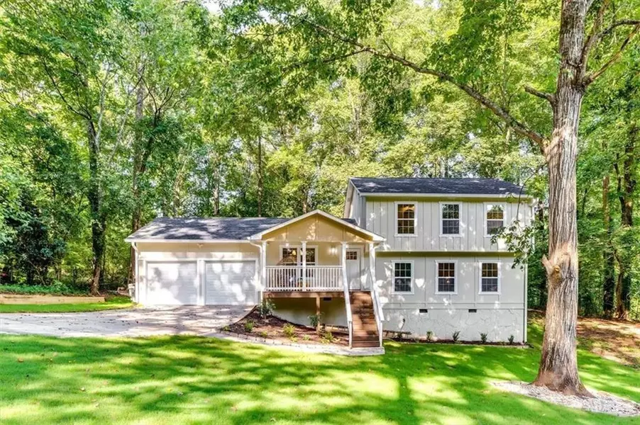 106 Bob White DR, Stockbridge, GA 30281