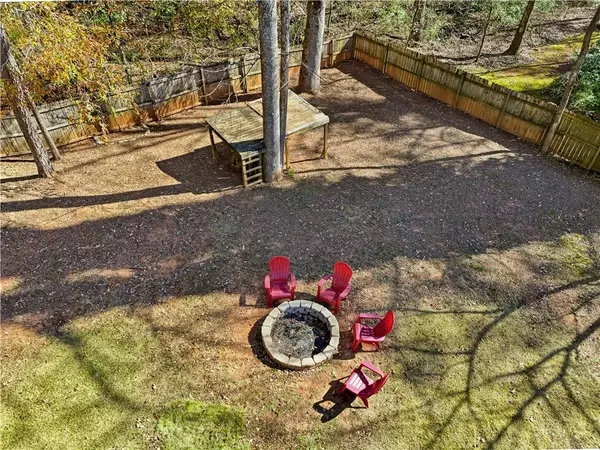 Flowery Branch, GA 30542,7272 Coral Lake DR