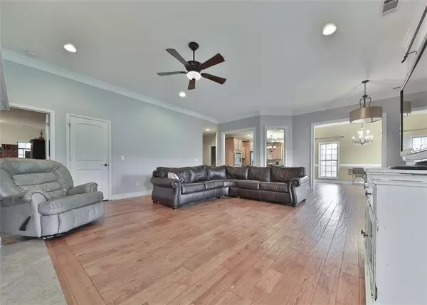 Dallas, GA 30132,1523 Braswell Mountain RD