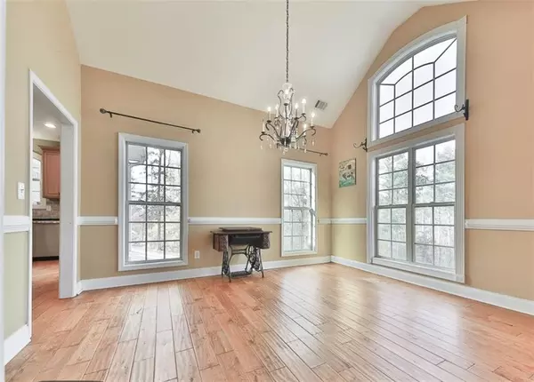 Dallas, GA 30132,1523 Braswell Mountain RD