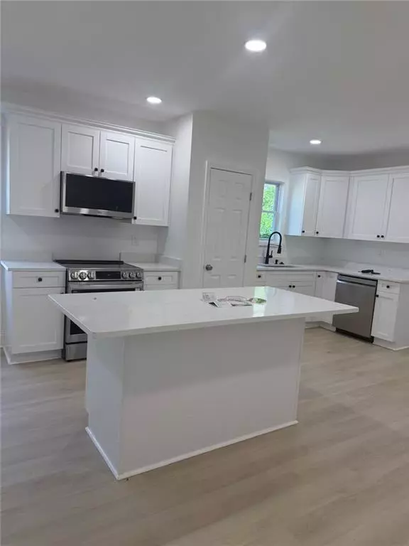 Covington, GA 30016,331 Highway 162